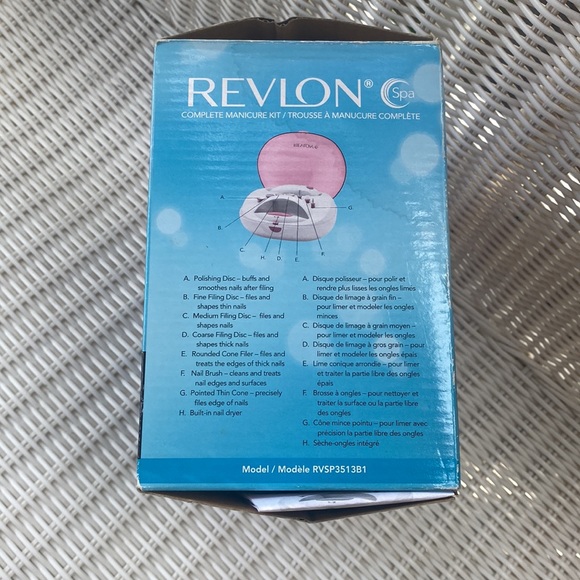 Revlon complete manicure kit with nail dryer - pink - Picture 8 of 13